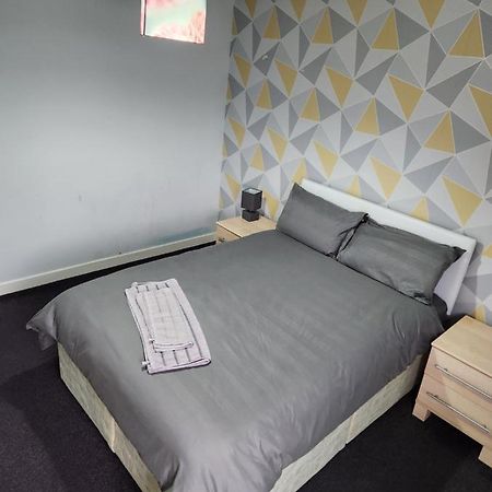 No 11 3 Bed Serviced Appartment Town Centre Girvan Dış mekan fotoğraf