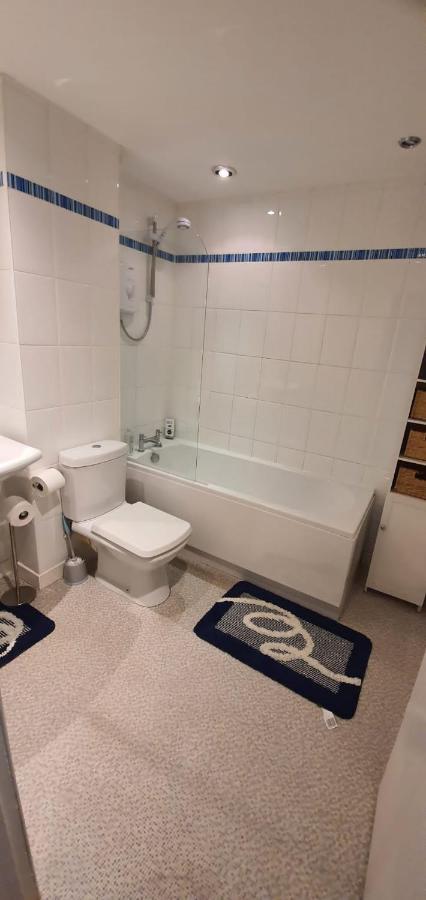 No 11 3 Bed Serviced Appartment Town Centre Girvan Dış mekan fotoğraf