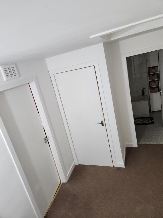 No 11 3 Bed Serviced Appartment Town Centre Girvan Dış mekan fotoğraf